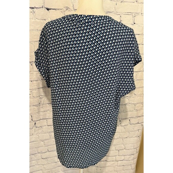 Pleione Blue, Black And White Split V-Neck Short Sleeve Polyester Blouse large - Picture 4 of 8